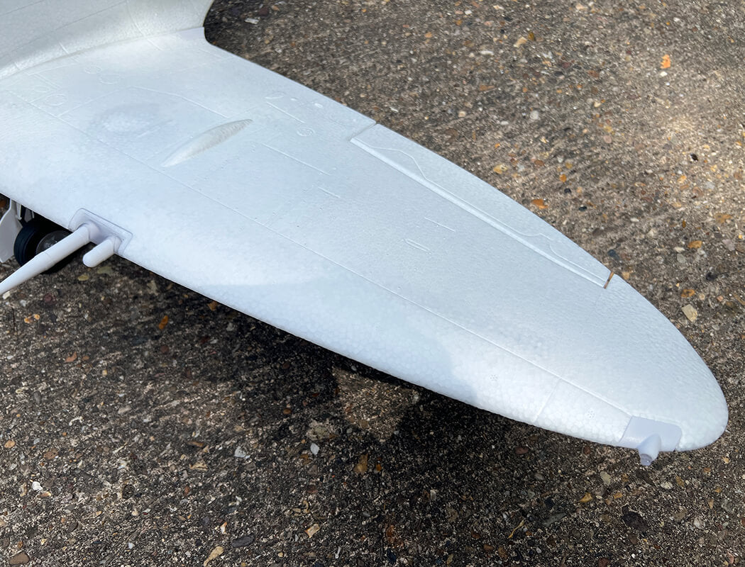 XFLY SUPERMARINE SPITFIRE MKIX BARE FOAM 1200MM WITHOUT TX/RX/BAT