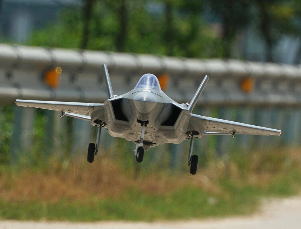 XFLY 70MM EDF F-35 LIGHTNING 750MM WITH RETRACT WITHOUT TX/RX/BATTERY