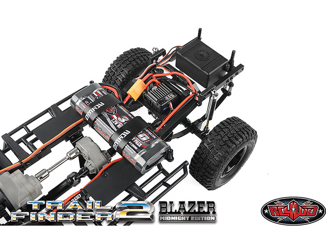 RC4WD TRAILFINDER 2 RTR WITH CHEVROLET BLAZER BODY SET MIDNIGHT EDITION