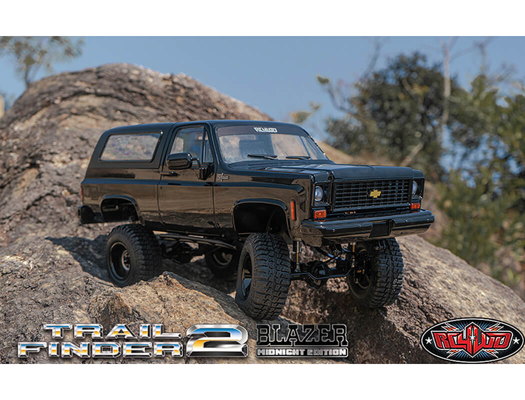 RC4WD TRAILFINDER 2 RTR WITH CHEVROLET BLAZER BODY SET MIDNIGHT EDITION