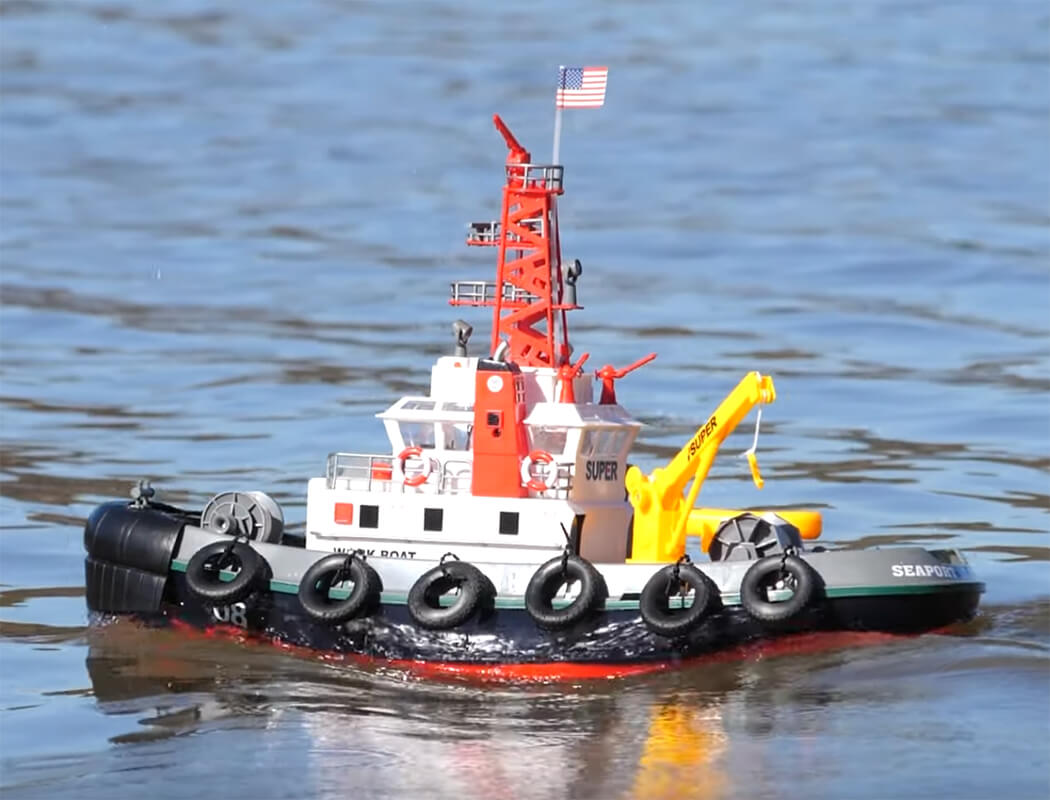HENG LONG TUG WORK BOAT 5CH 2.4GHZ W/WATER HOSE FUNCTION