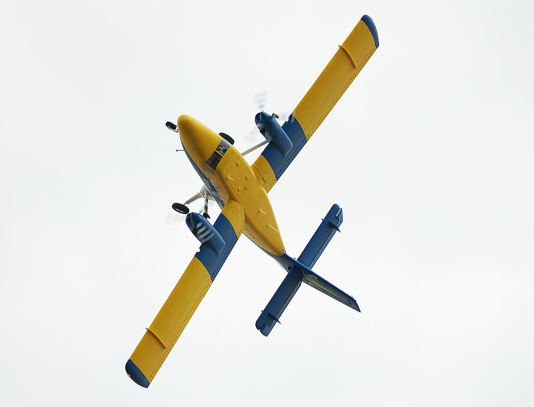 XFLY 1800MM TWIN OTTER WITH FLOAT WITHOUT TX/RX/BATT