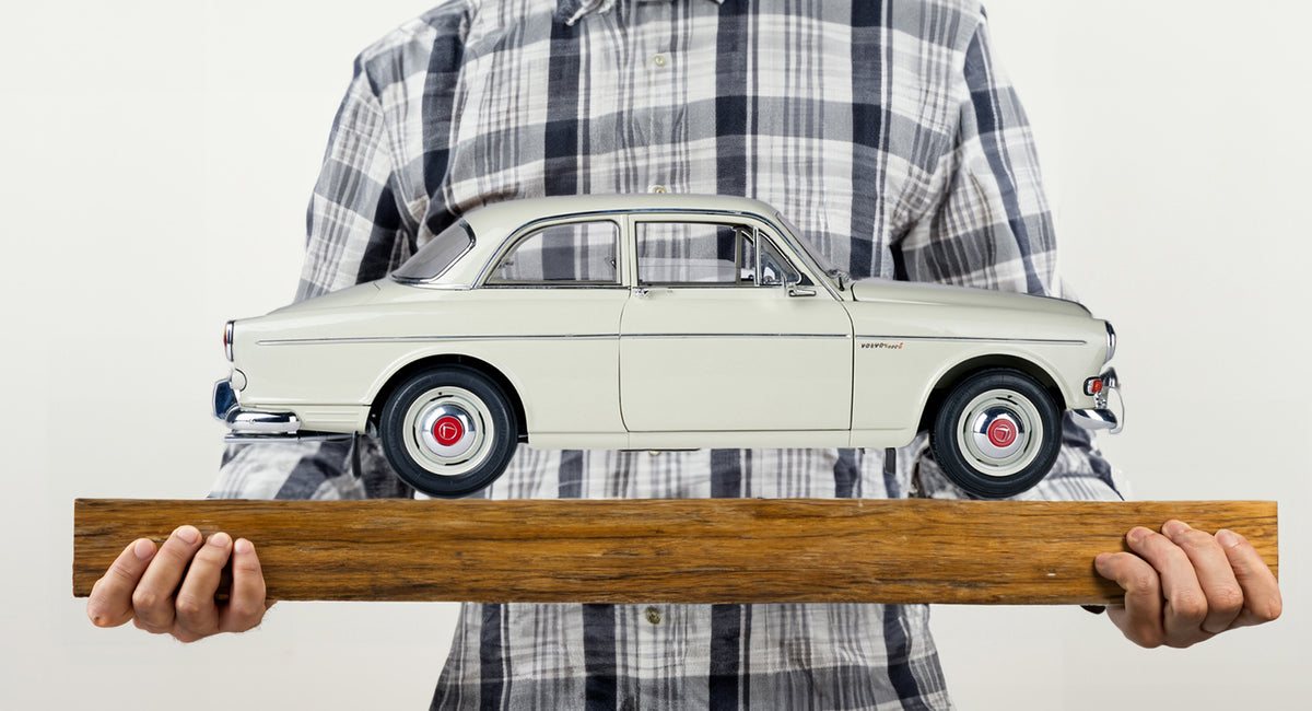 Volvo S122 Amazon 1/8 Scale Full Metal Kit